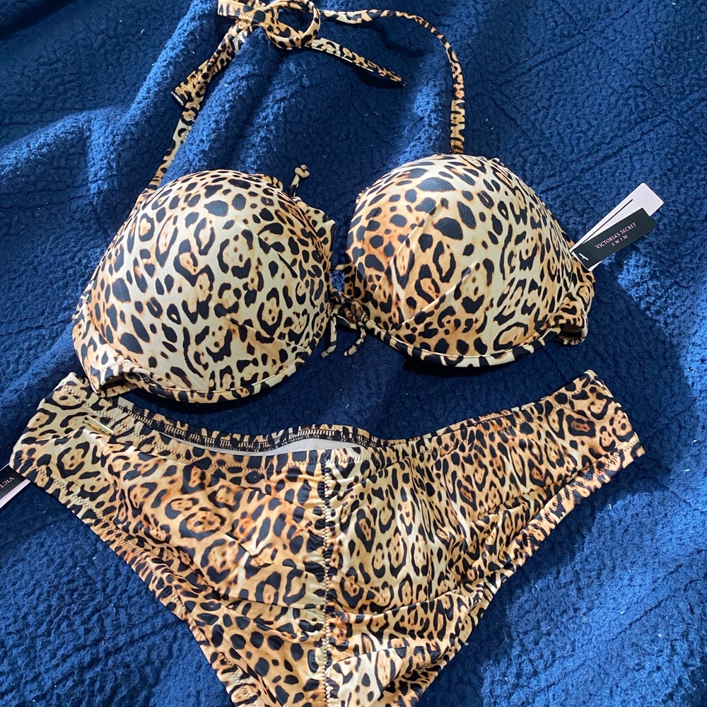 Victoria Secret Two-Piece Bikini Swimsuit👙 NWT